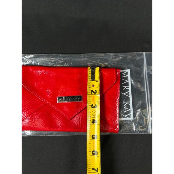 Mary Kay® Metro Chic Red Clutch Bag Soft Patent Leather Perfect condition - Picture 6 of 7
